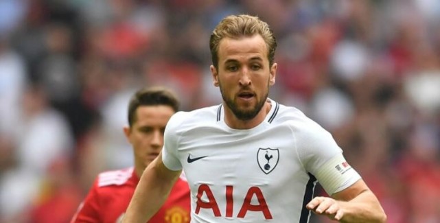 突显游泳强 突显游泳强