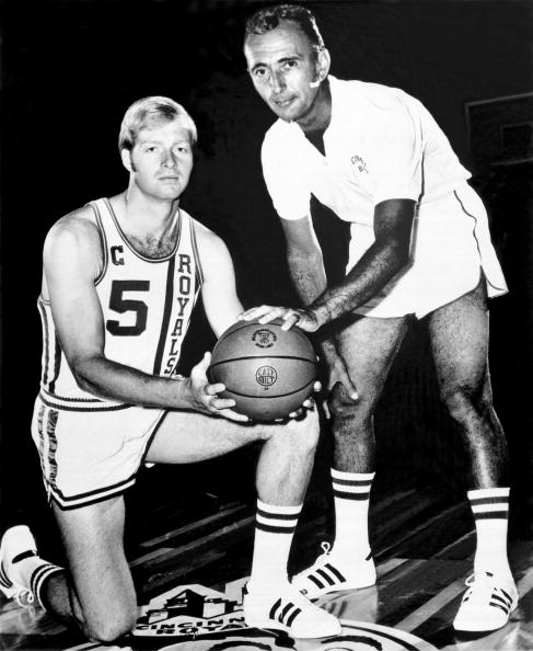 也得益于他 也得益于他